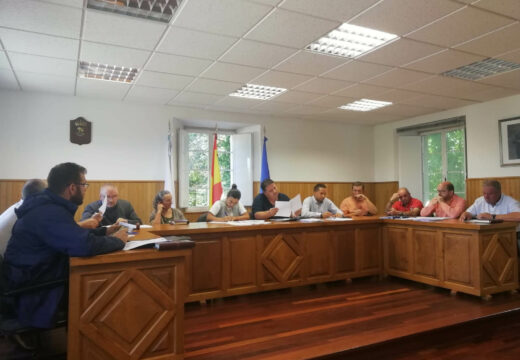 O Pleno de Frades solicítalle por unanimidade á Deputación a construción dunha senda peonil entre Ponte Carreira e Aiazo